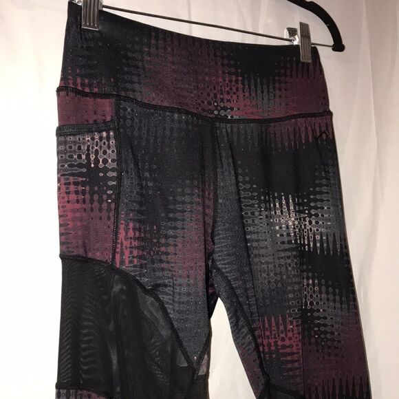 TLF Apparel Women's Multicolor Mesh Long Length Athletic Leggings Size Small - Picture 4 of 7